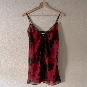 VICTORIAS SECRET SHEER TIE-ON NIGHTGOWN 🥀